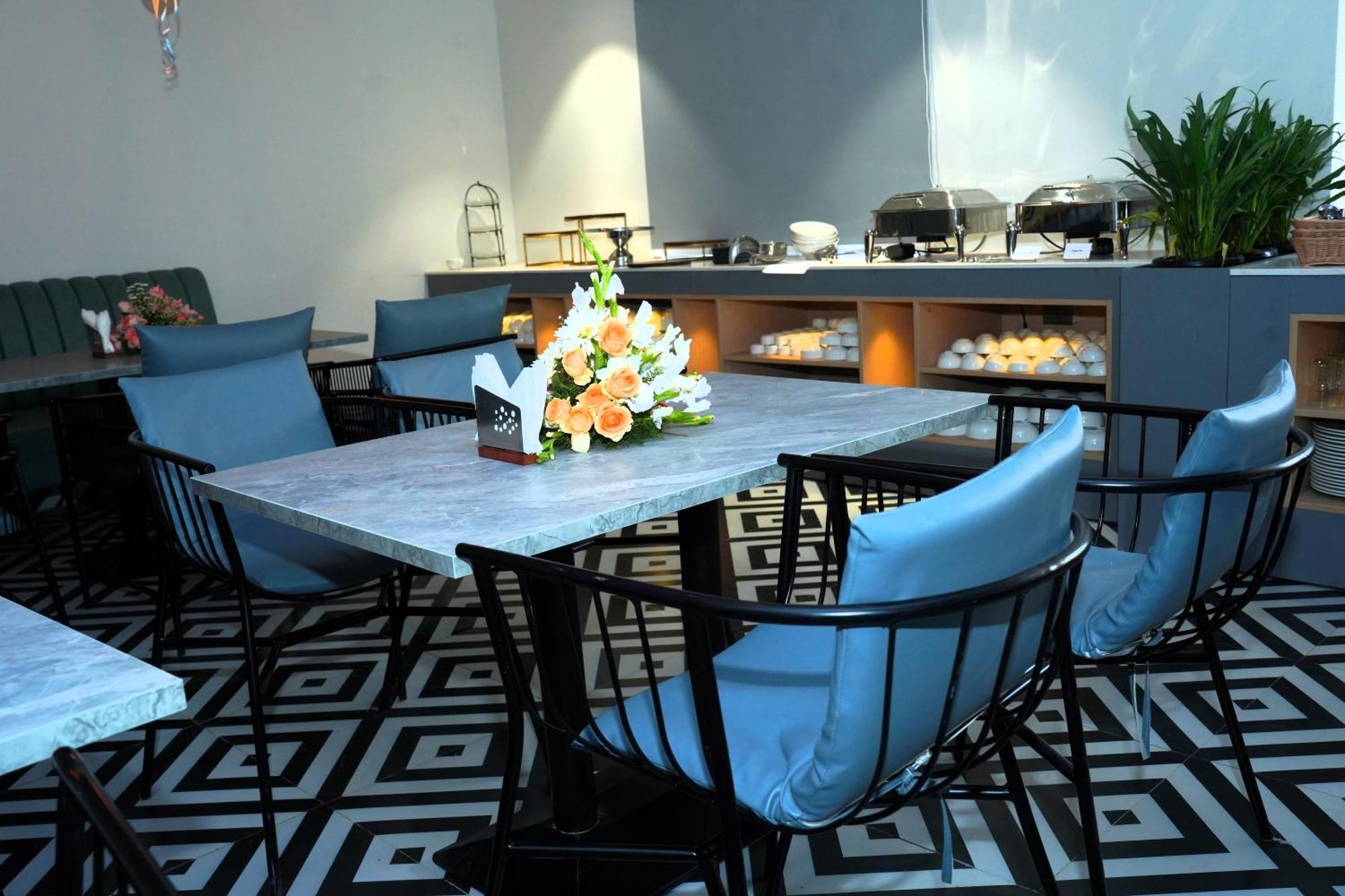 Hotel Kyzen Hitech City- Your Zenly Stay Hyderabad Exterior foto